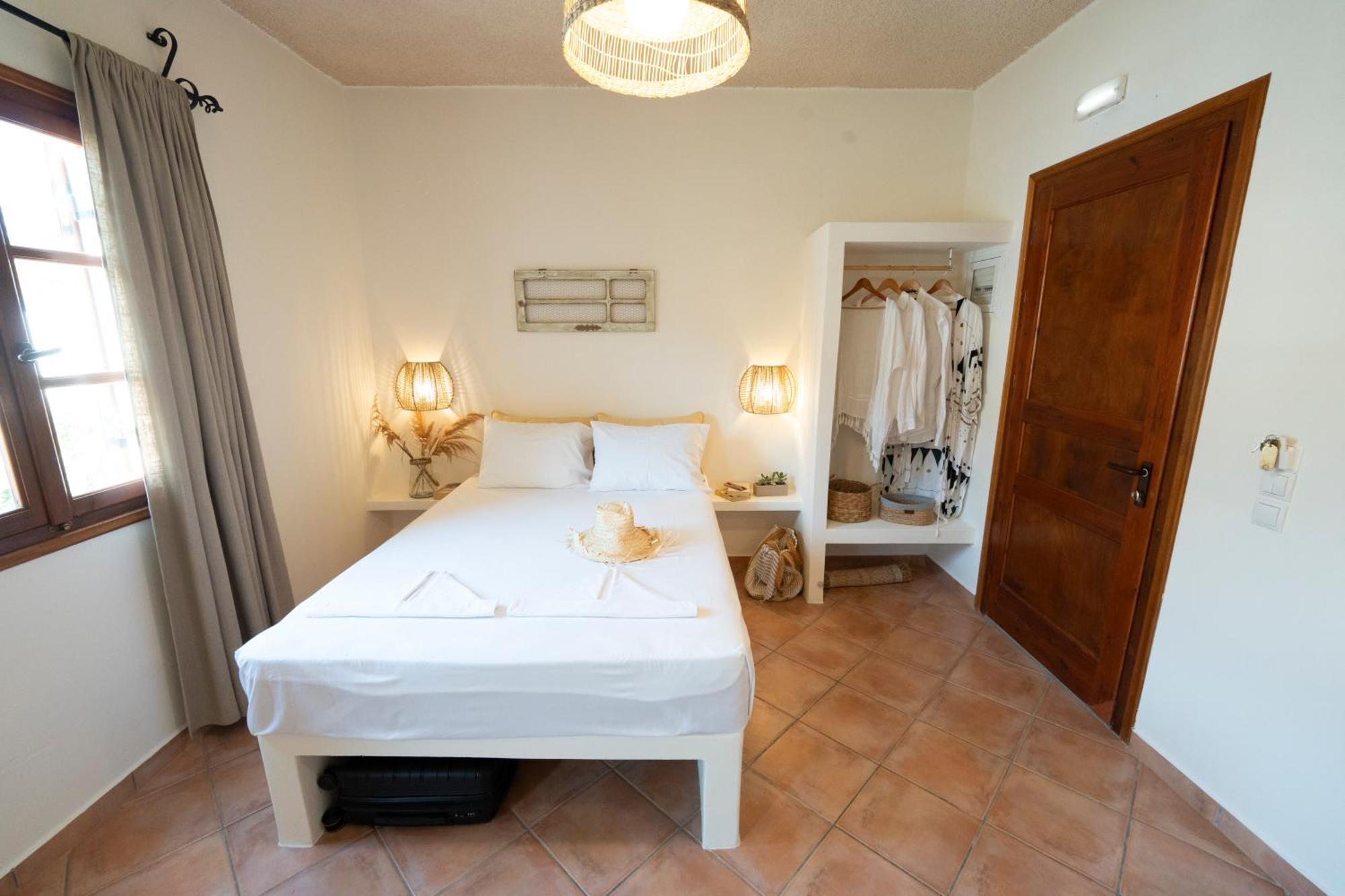 Ligaries Aparthotel Kini Exterior photo