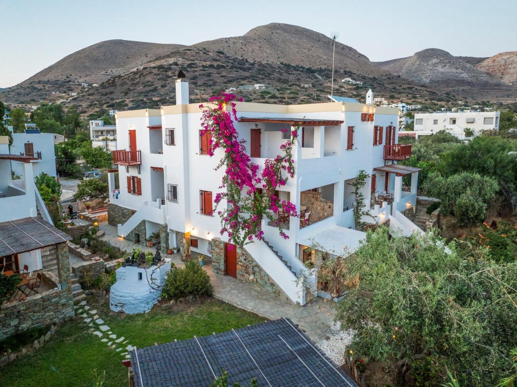Ligaries Aparthotel Kini Exterior photo