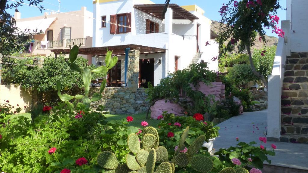 Ligaries Aparthotel Kini Exterior photo